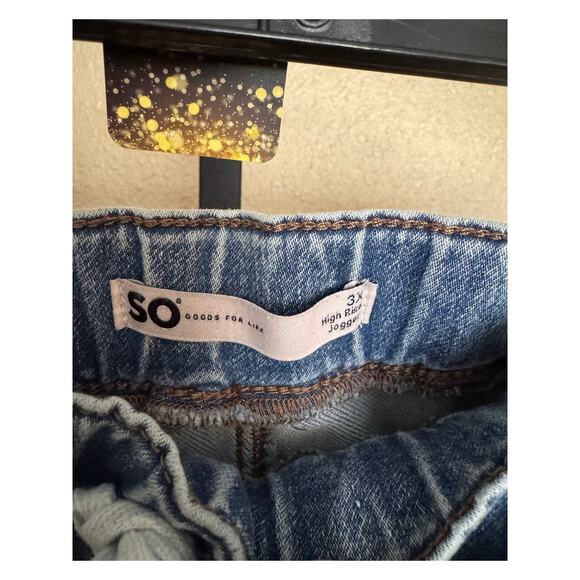 SO Women’s 3X High Rise Denim Joggers runs bigger – Light Wash - EUC - Picture 6 of 6